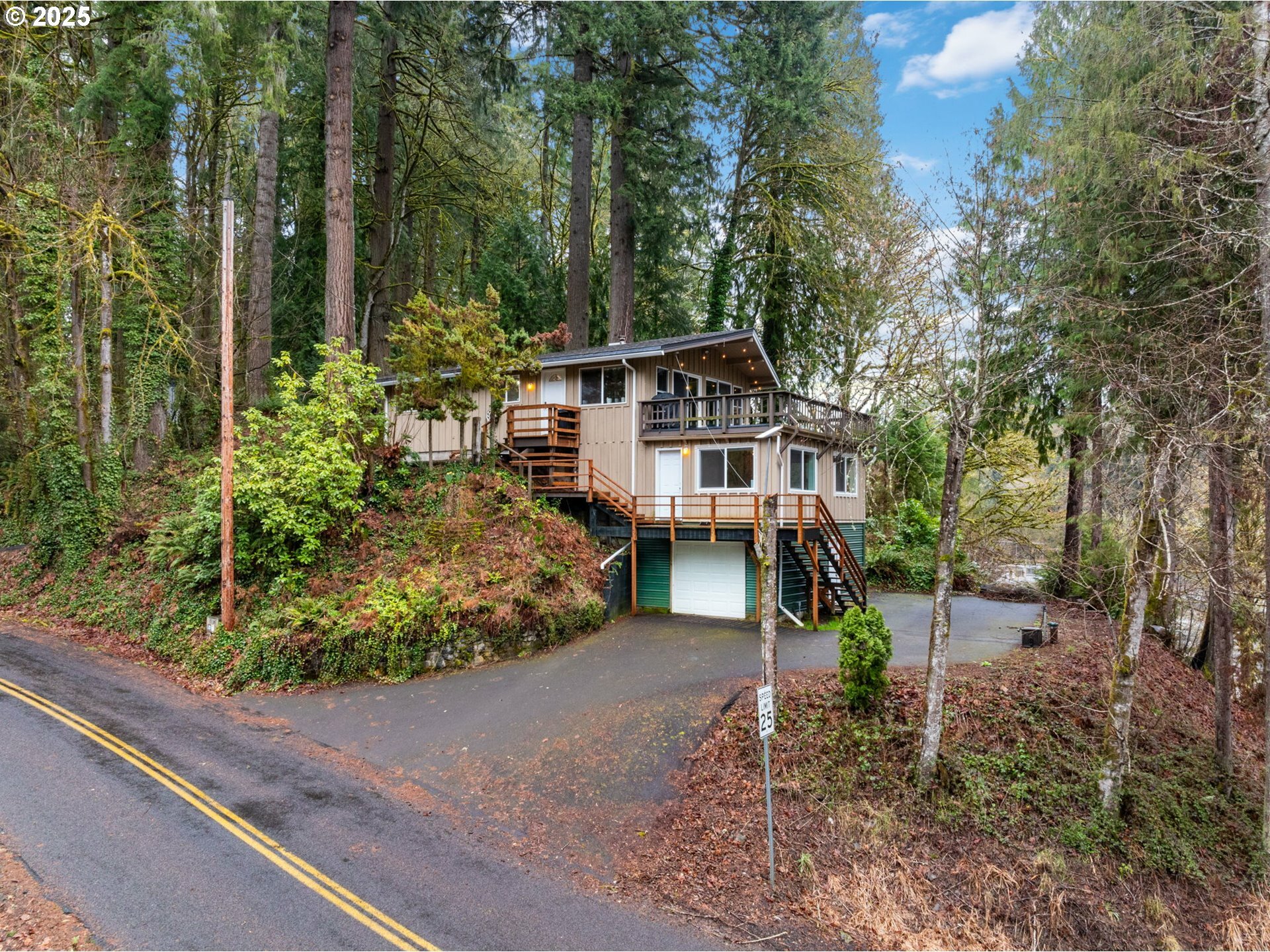 Property Photo: 4390 Old Lewis River Rd WA 98674