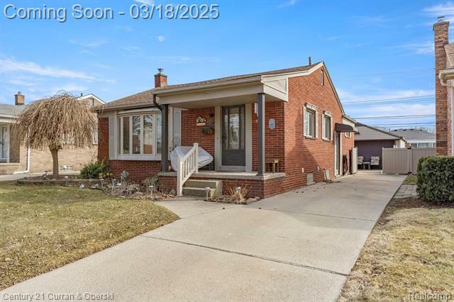 18729 Grey Avenue  Allen Park MI 48101 photo