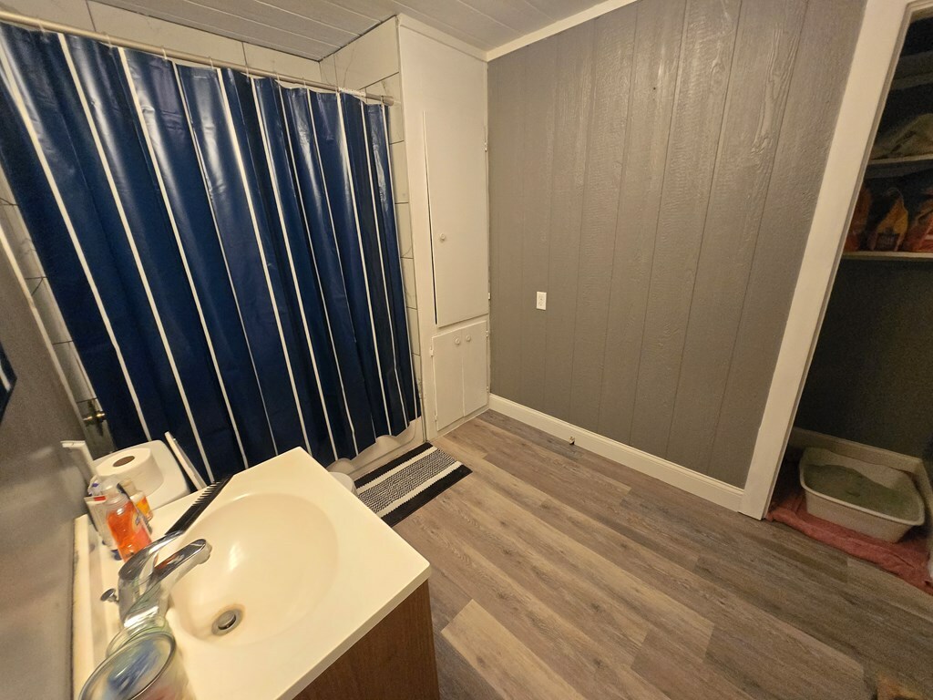 Property Photo: 704 E 19th St TX 76903