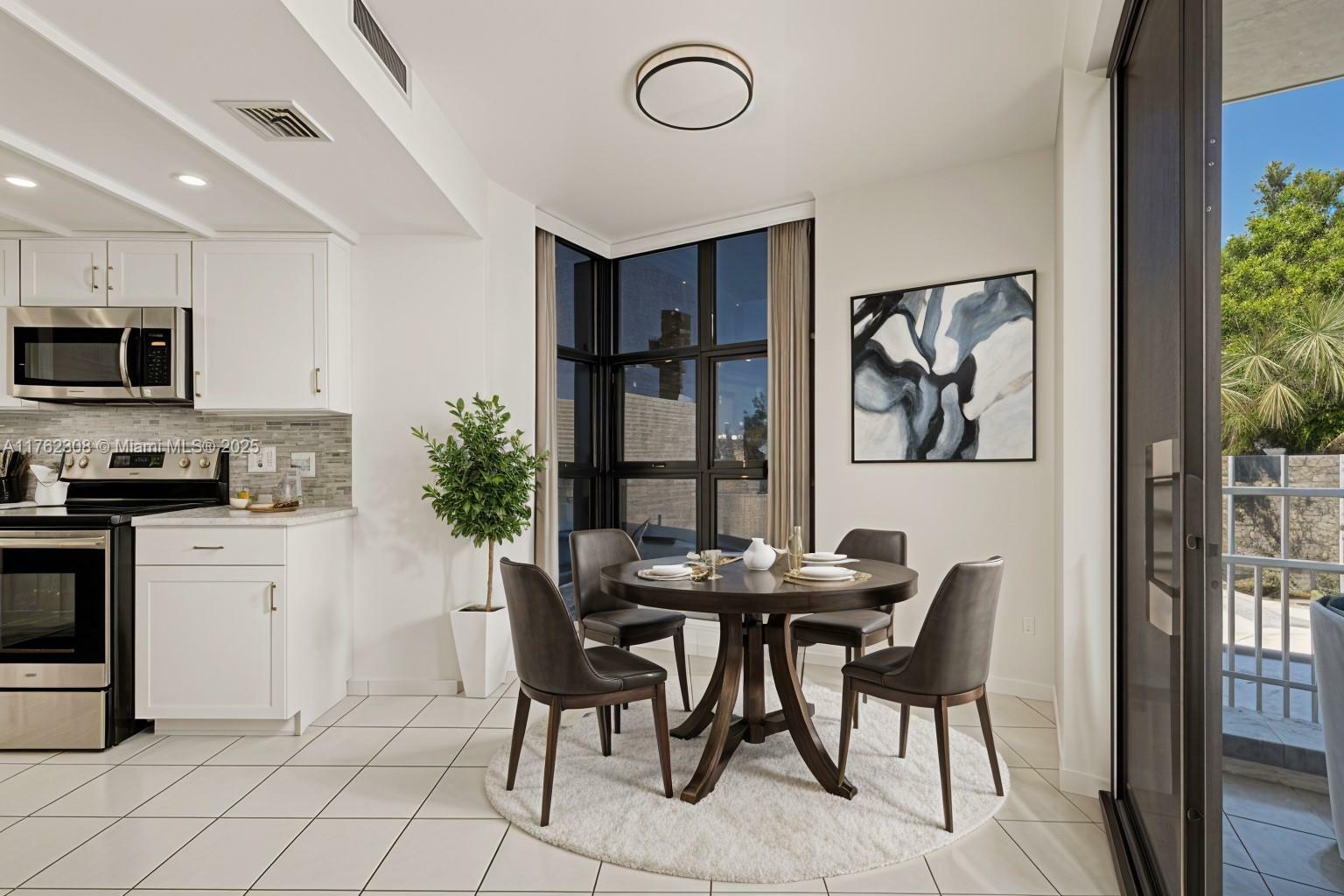 Property Photo: 4000 Towerside Ter 302 FL 33138