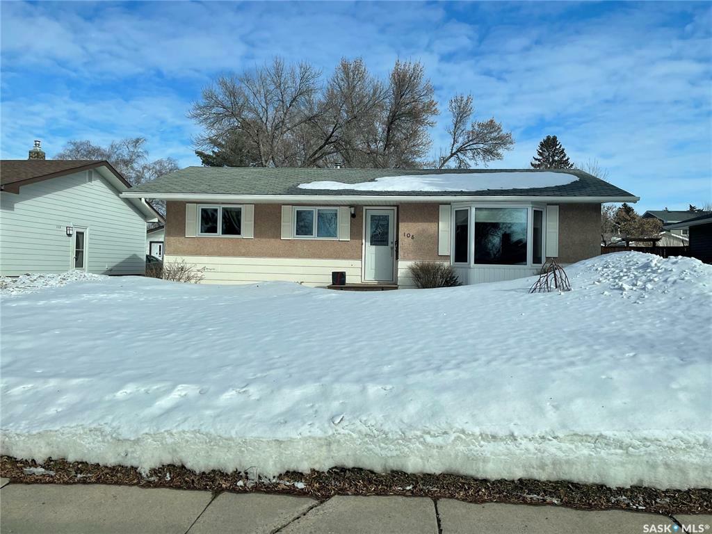 108 Middleton Crescent  Saskatoon SK S7J 2W4 photo