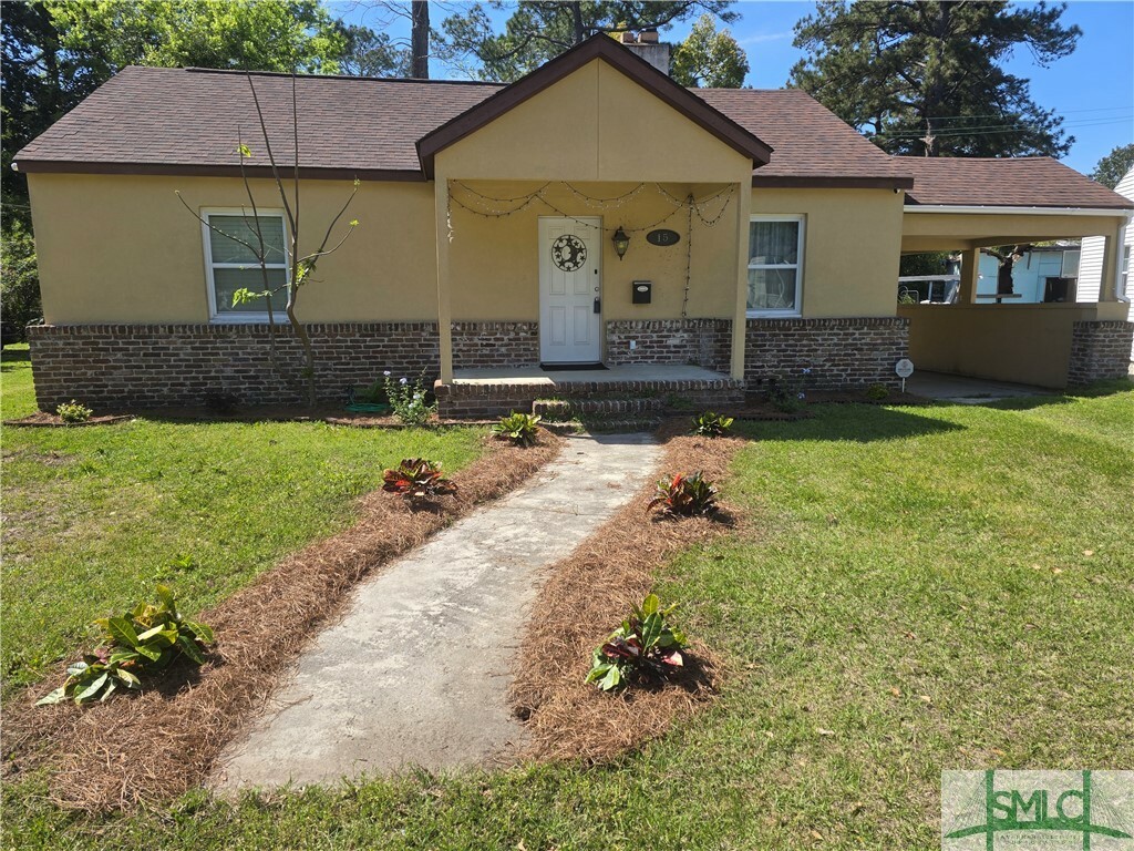 Property Photo: 15 Hibiscus Avenue GA 31404