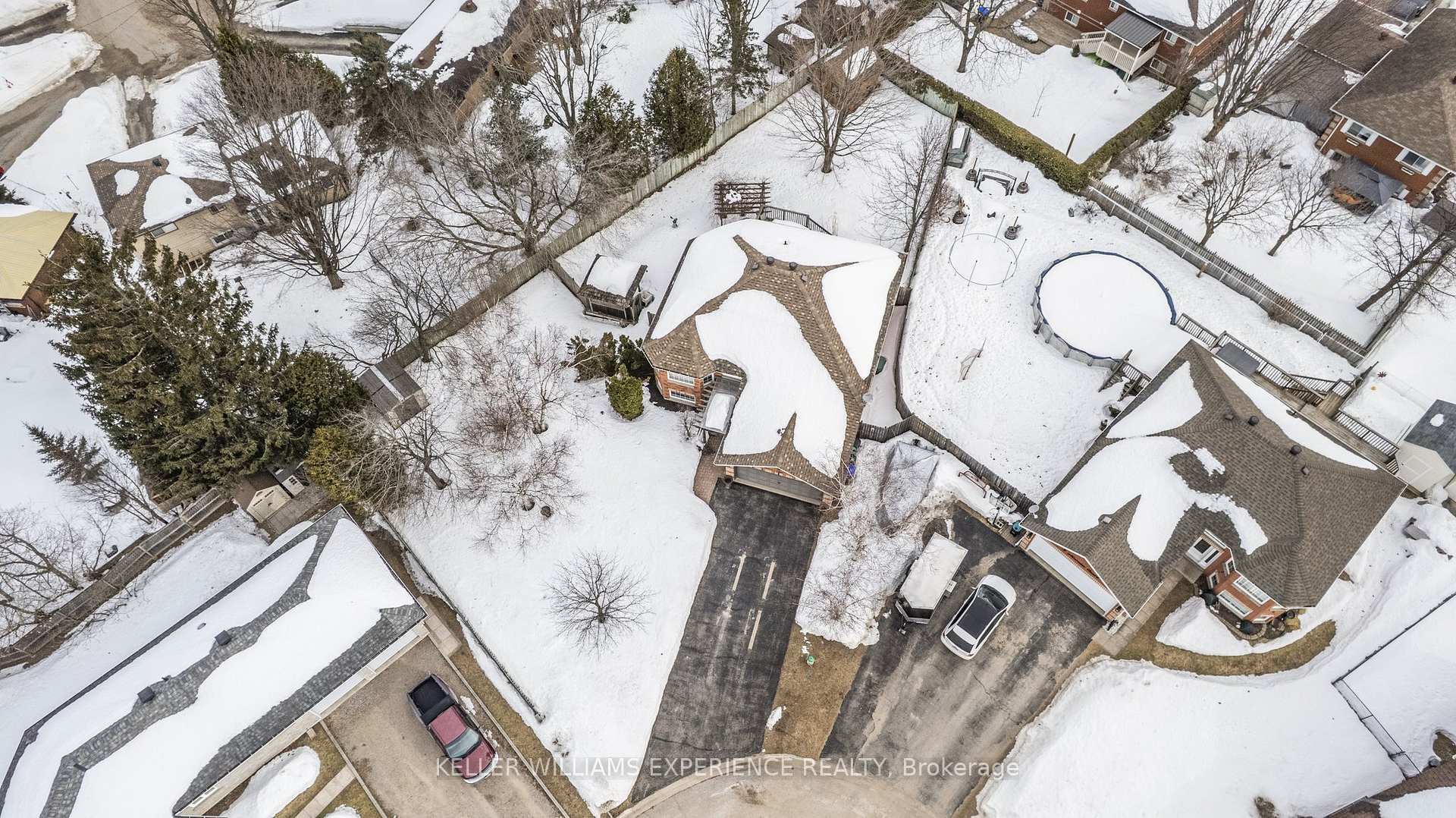 Property Photo: 5 Moreau Court ON L9M 1L3