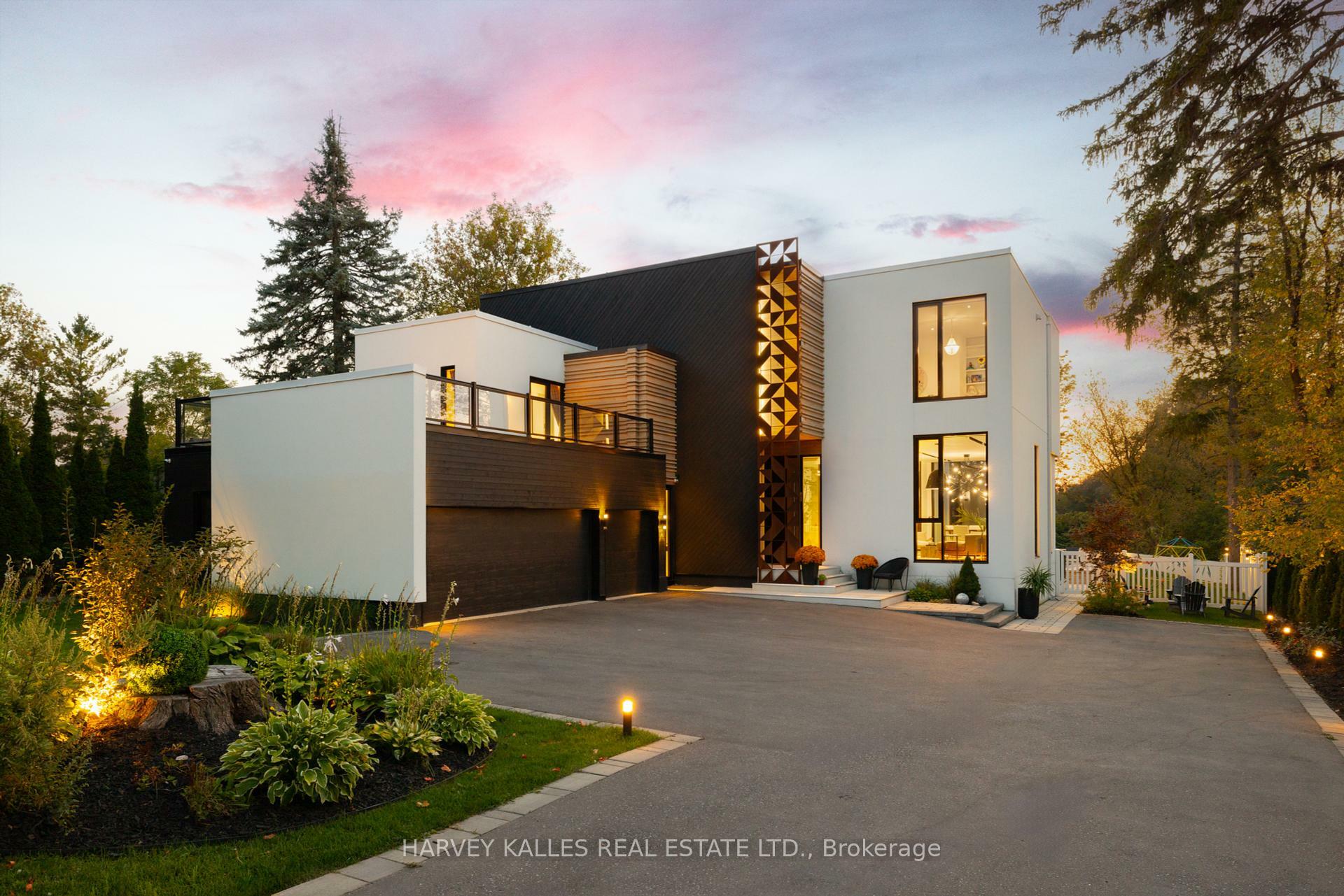 Property Photo: 14634 Woodbine Avenue ON L4A 2K9