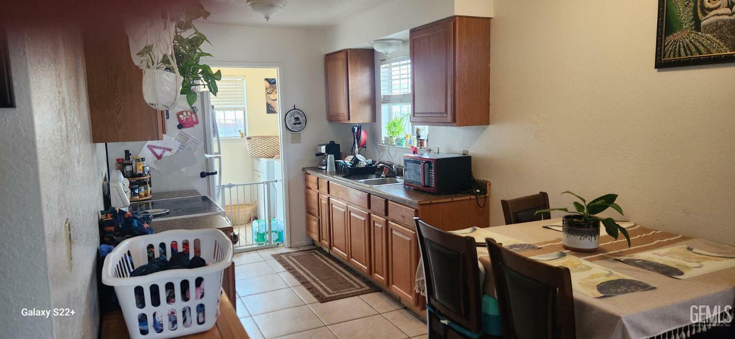 Property Photo: 303 Fairfax Road CA 93306