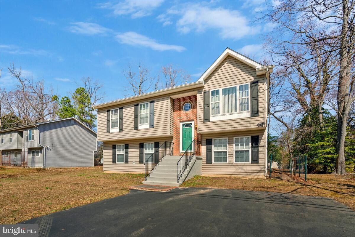 Property Photo: 834 San Mateo Trail MD 20657