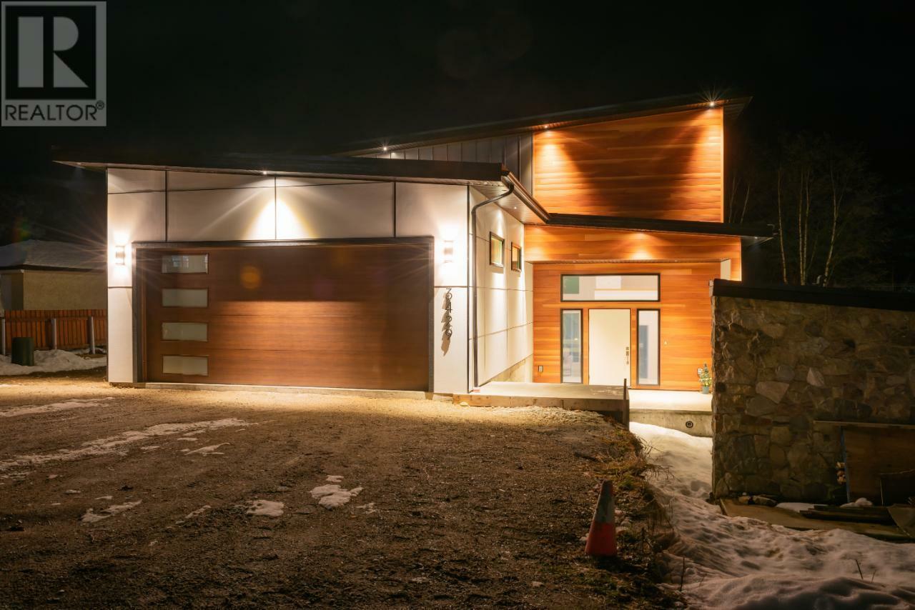 Property Photo: 3429 8th Avenue BC V1N 4L1