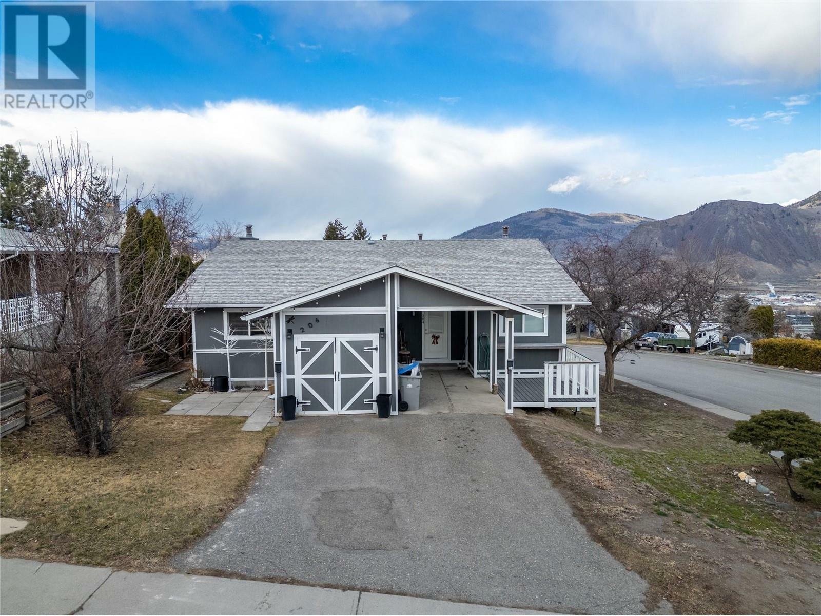 204 Monashee Place  Kamloops BC V2C 6B5 photo