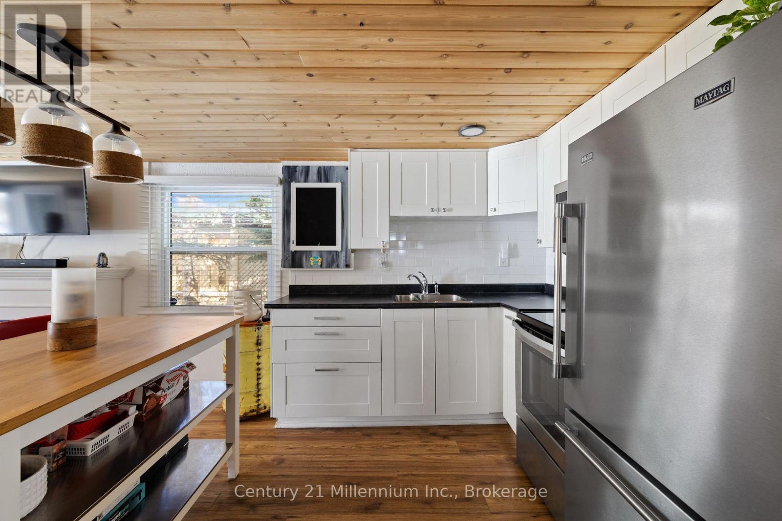 Property Photo: 7 69th Street North ON L9Z 1T9
