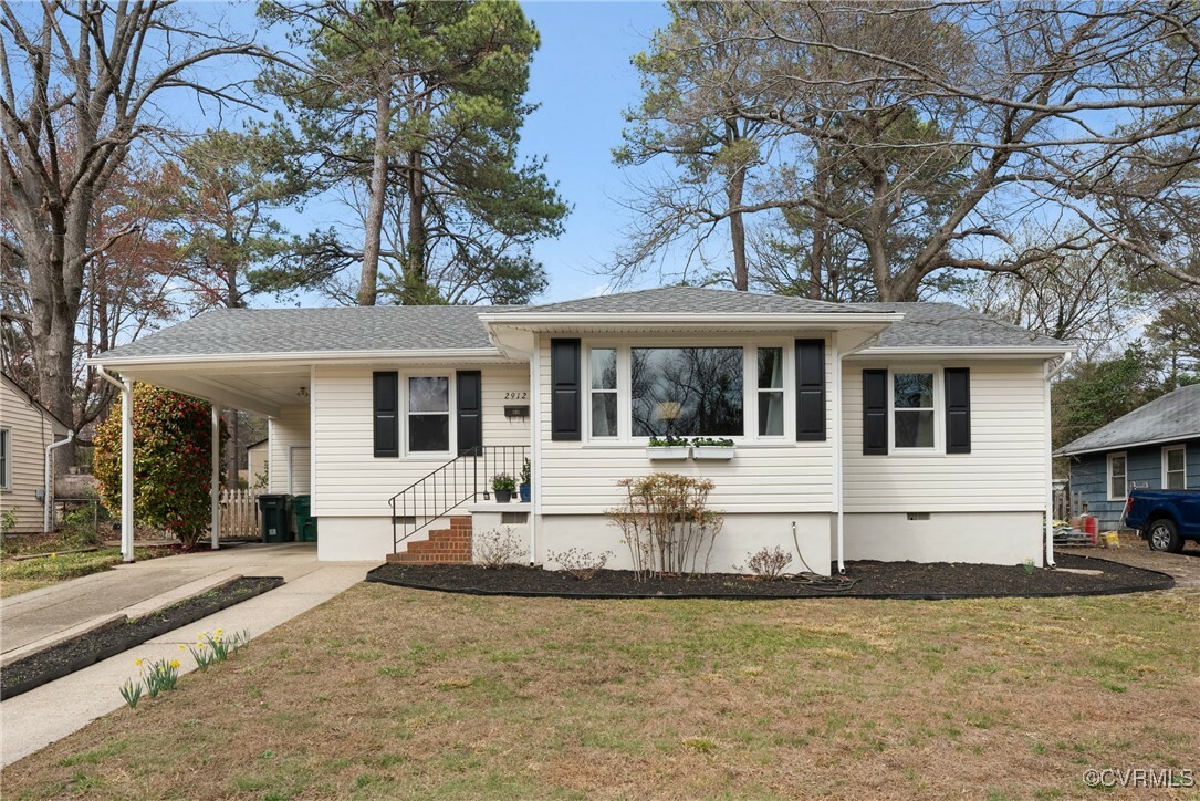 Property Photo: 2912 Oakland Avenue VA 23228