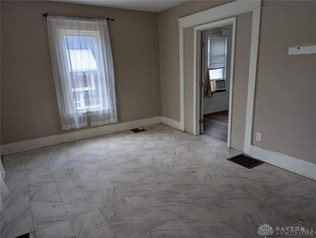 Property Photo:  721 11th Avenue  OH 45044 