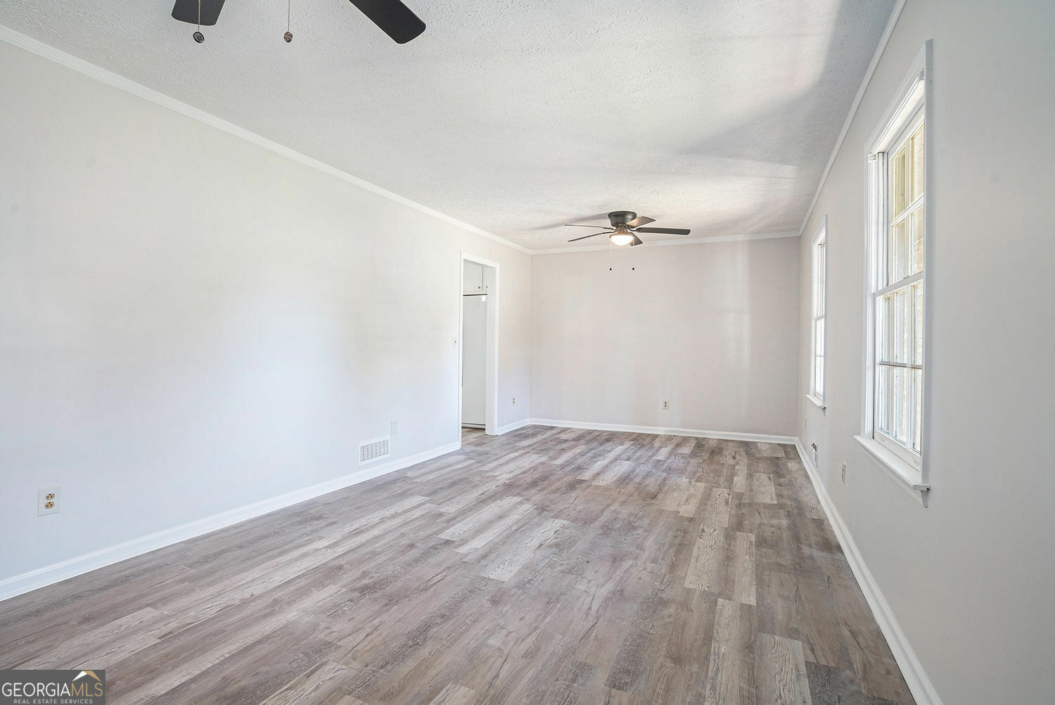 Property Photo: 803 Denise Court SW GA 30087
