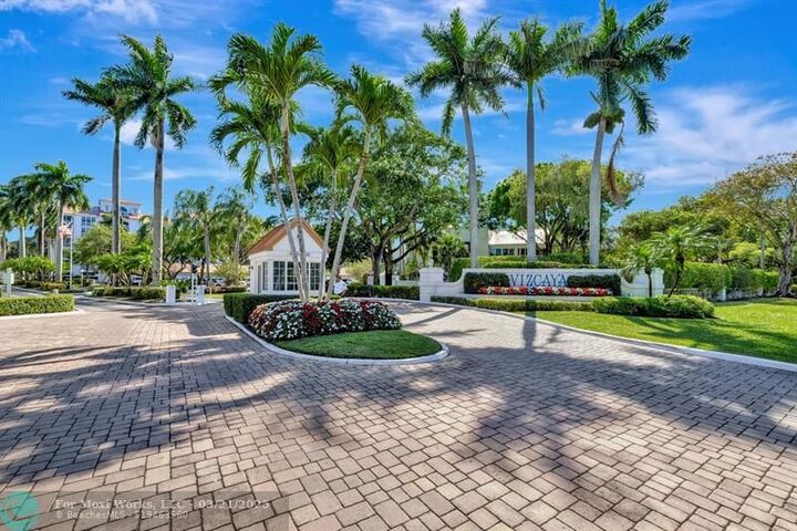 Property Photo:  4130 W Palm Aire Dr 302A  FL 33069 