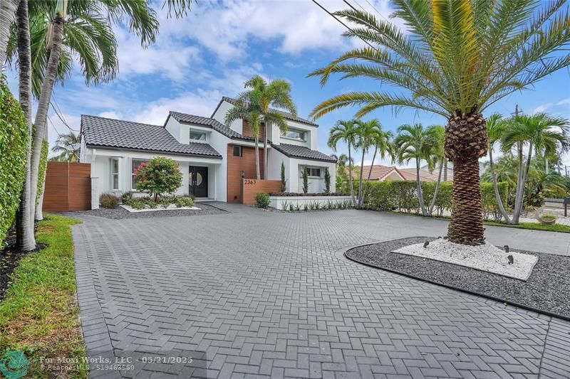 Property Photo: 2363 SE 15th St FL 33062