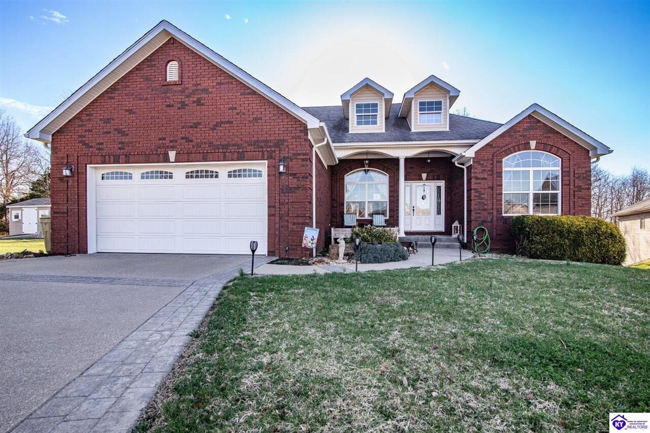 Property Photo: 314 Willow Crossing Court KY 40175