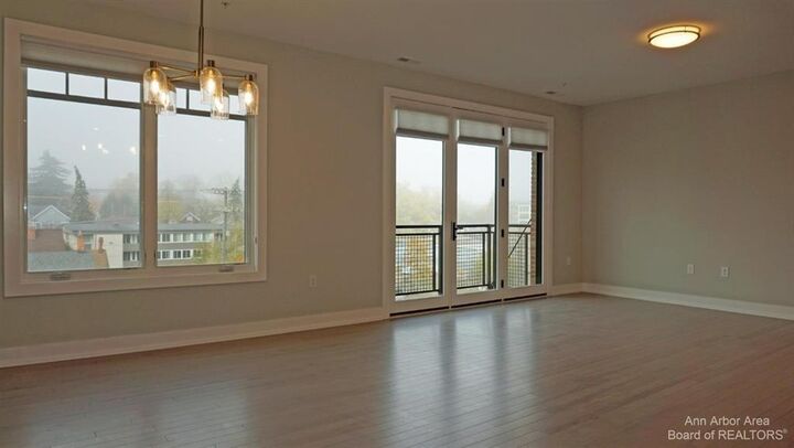 Property Photo:  441 S Ashley Street 405  MI 48103-4903 