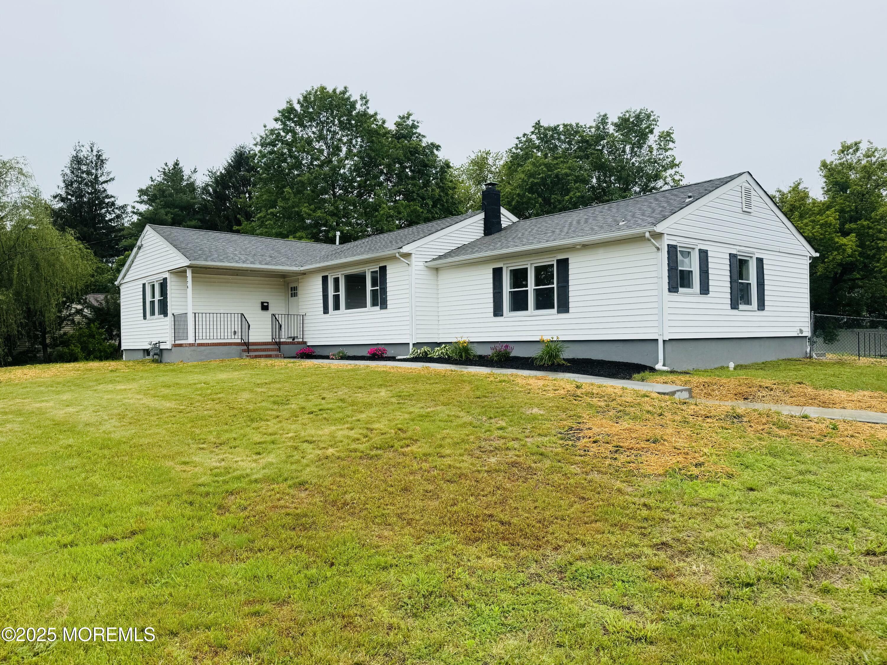 776 Elton Adelphia Road  Freehold NJ 07728 photo