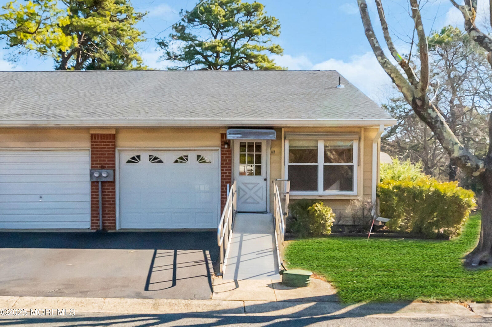 Property Photo:  11 B Yorktowne Parkway  NJ 08759 