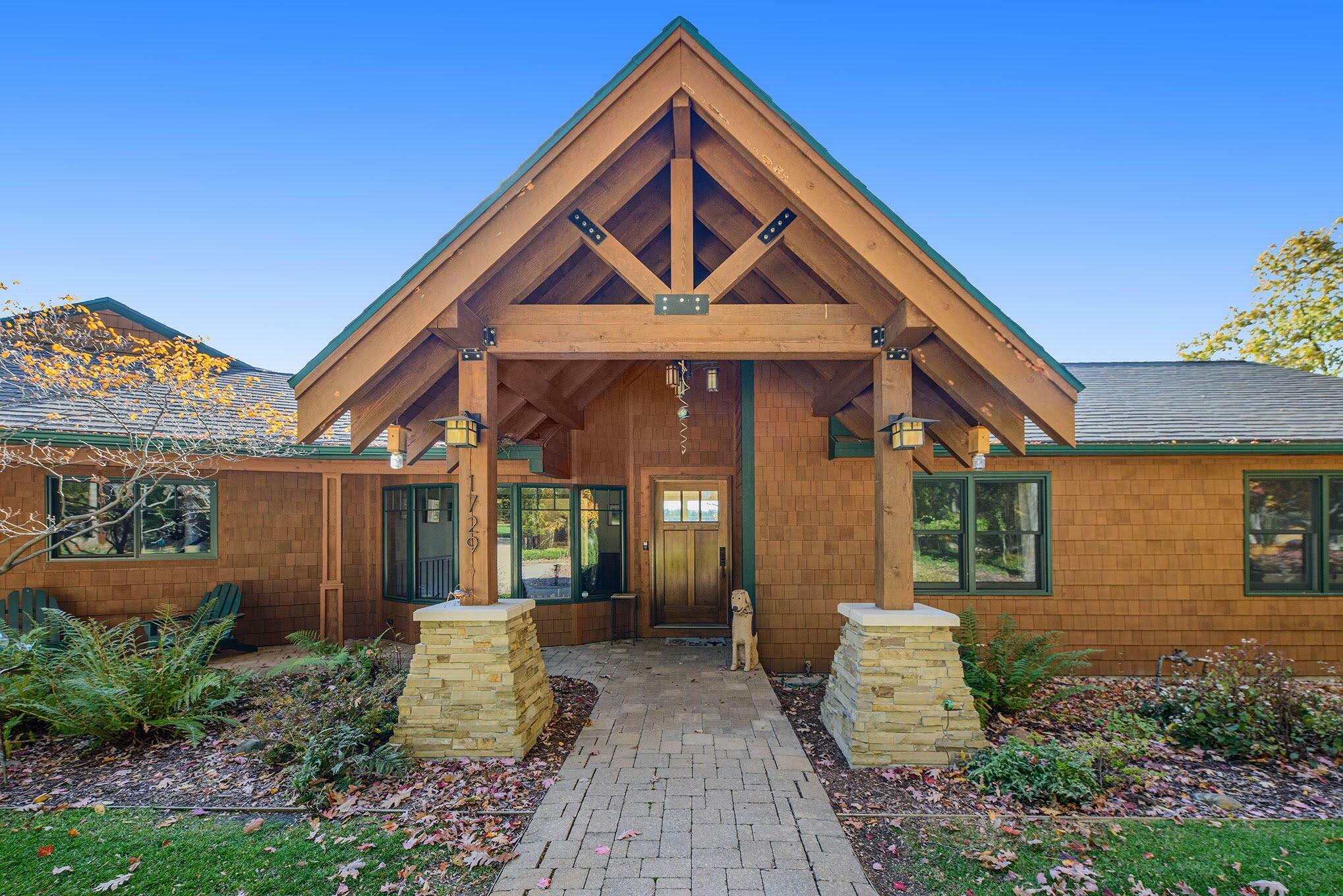 1729 River Oaks Drive SE  Ada MI 49301 photo