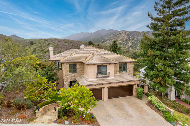 Property Photo: 3602 Lang Ranch Parkway CA 91362