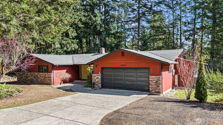6517  Valley View Drive NW  Gig Harbor WA 98335 photo