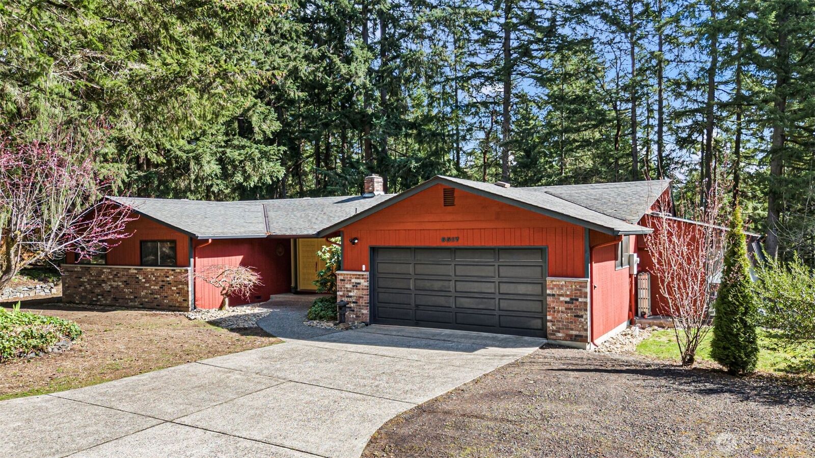 Property Photo:  6517  Valley View Drive NW  WA 98335 
