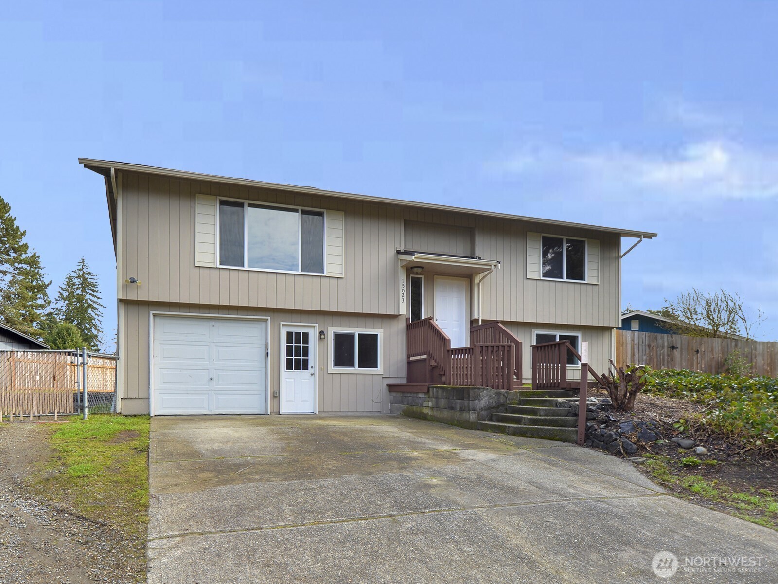 15023  10th Avenue E  Tacoma WA 98445 photo