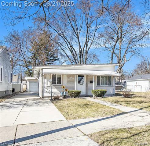 Property Photo: 14672 Longtin Street MI 48195