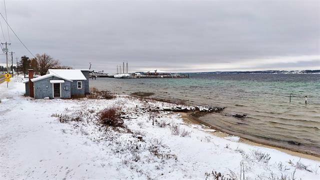 13336 S West Bay Shore  Elmwood Twp MI 49684 photo