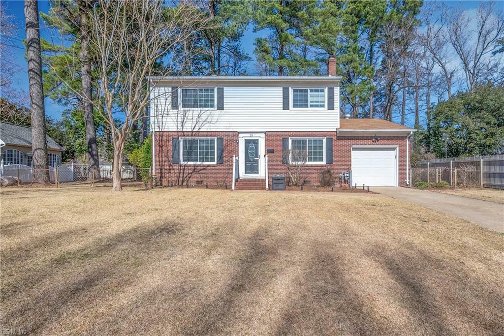 Property Photo: 25 Camelot Ct VA 23602