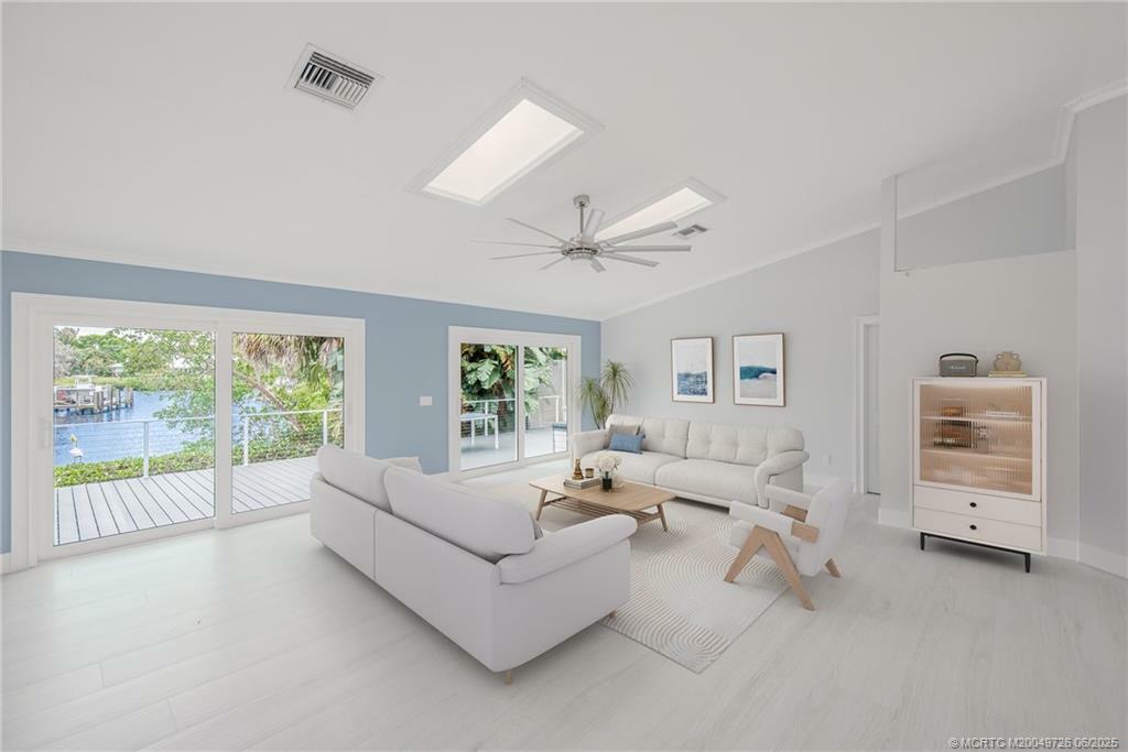 Property Photo:  4104 SE Centerboard Lane  FL 34997 