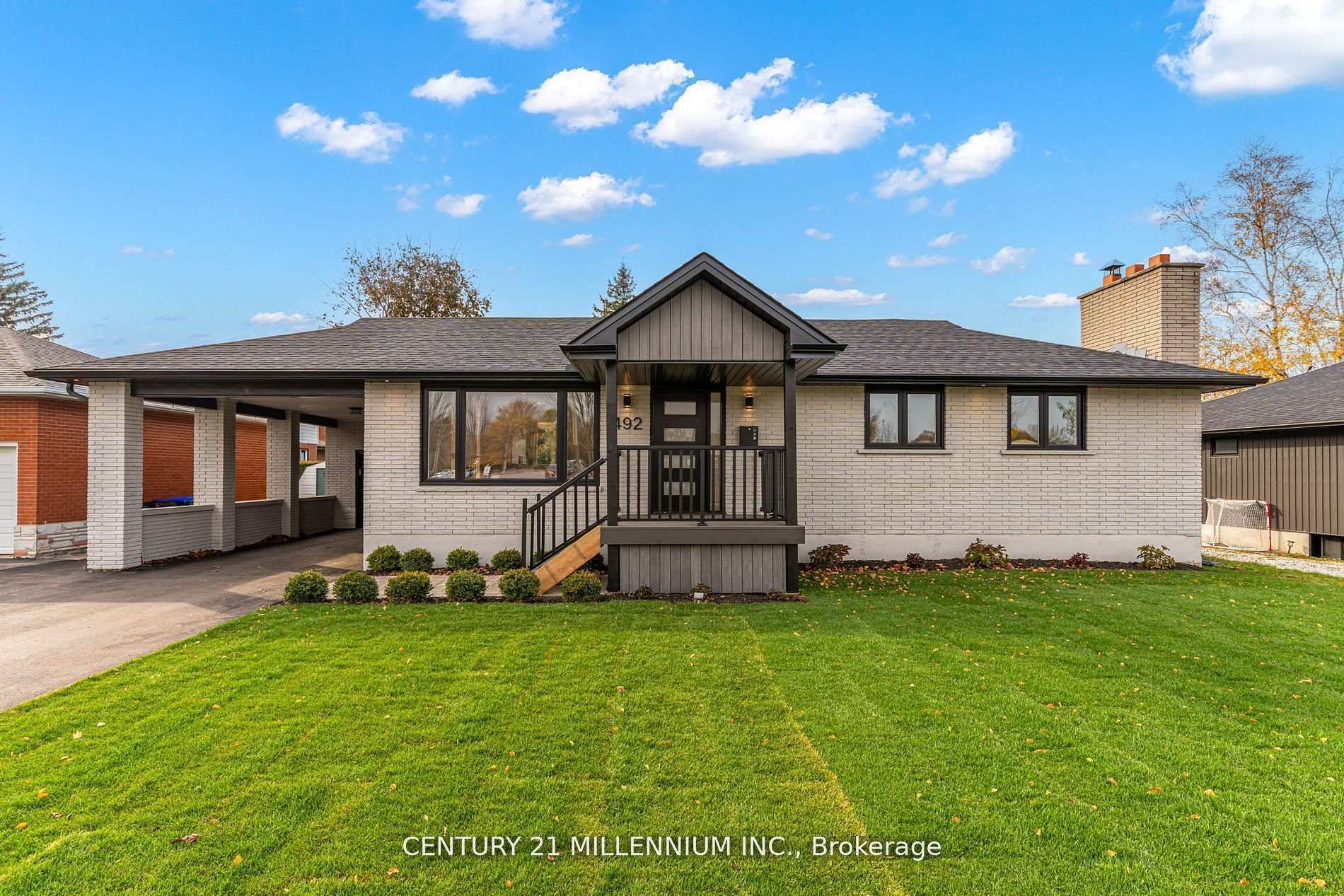 Photo de la propriété: 492 Birch Street ON L9Y 2X1