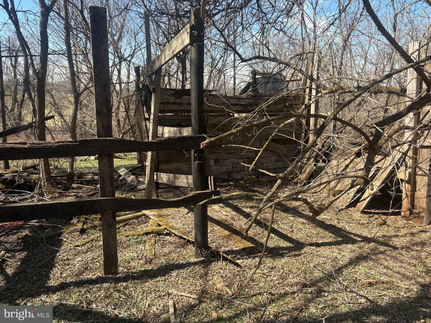 Property Photo: 851 Minsi Trail PA 18944