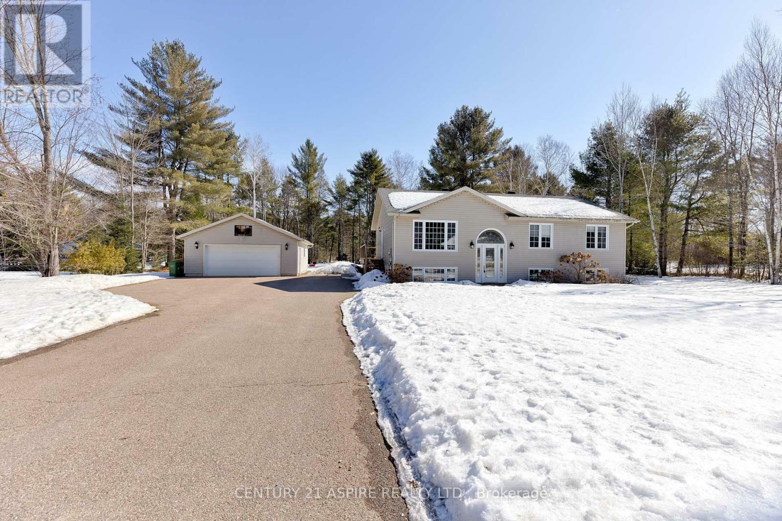 Property Photo:  514 Doran Road  ON K8H 2W8 