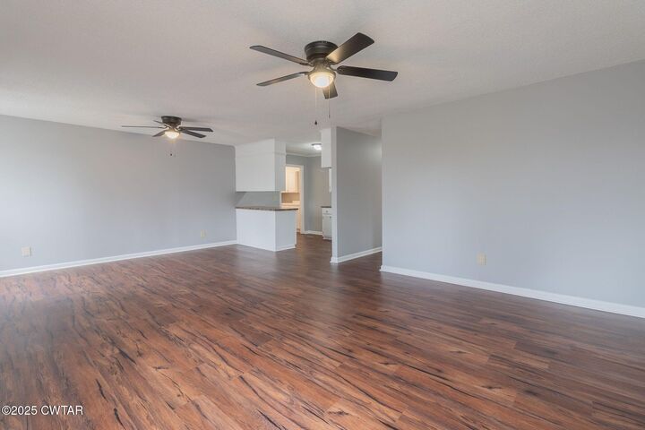 Property Photo:  752 Walnut Hill Circle  TN 38012 