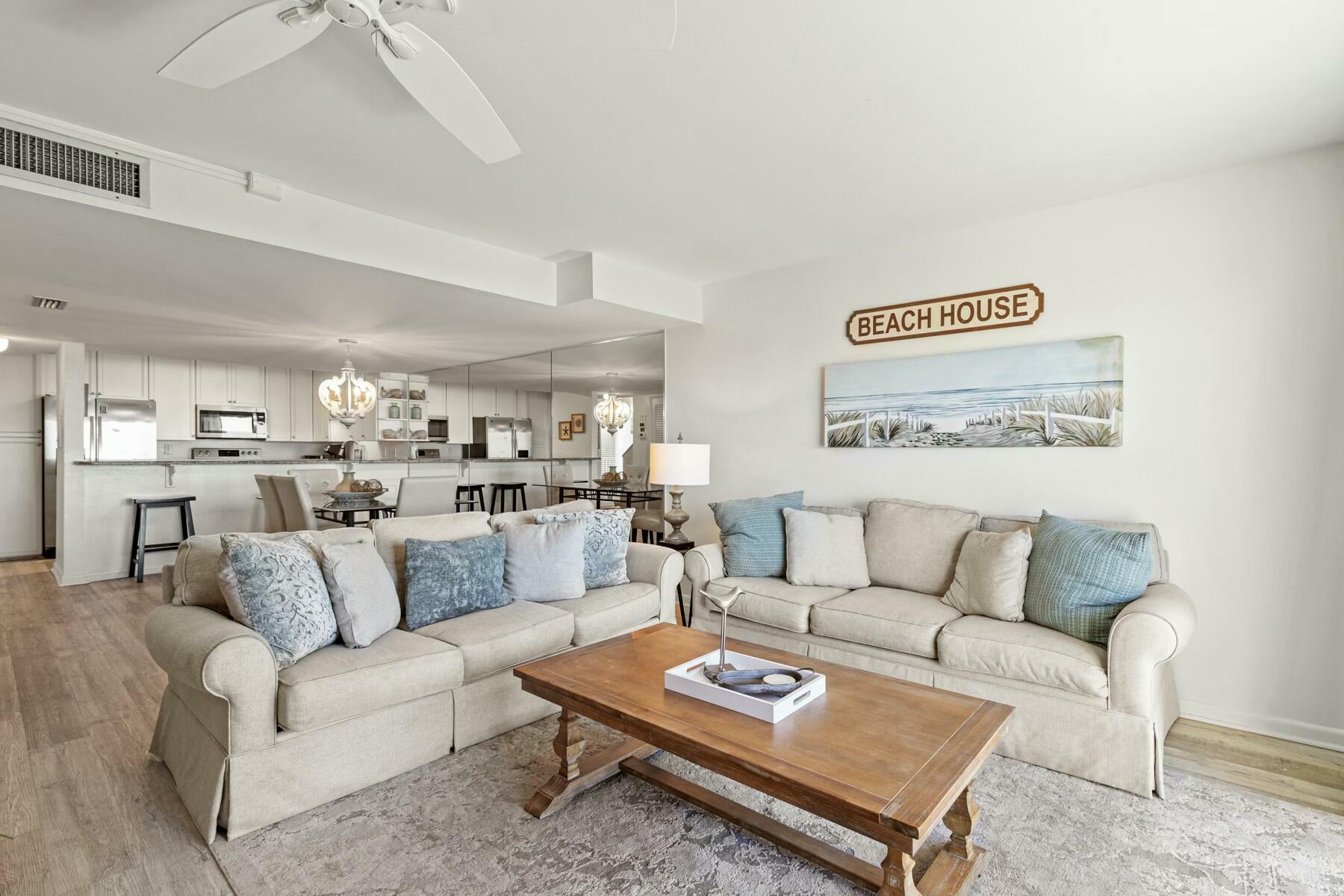 Property Photo: 1030 E Highway 98 40 FL 32541