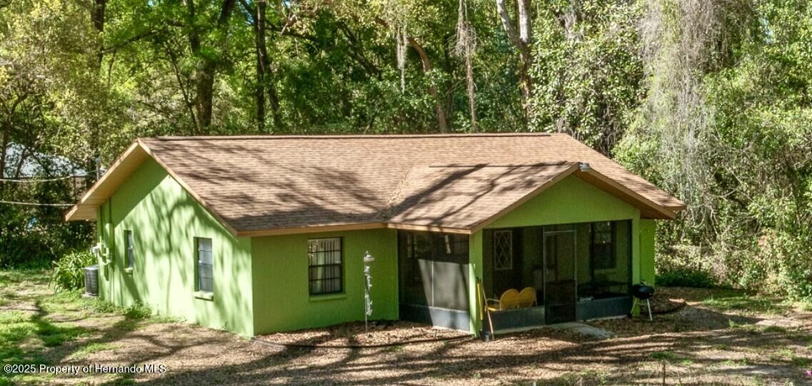 Property Photo:  1141 Monroe Avenue  FL 34604 