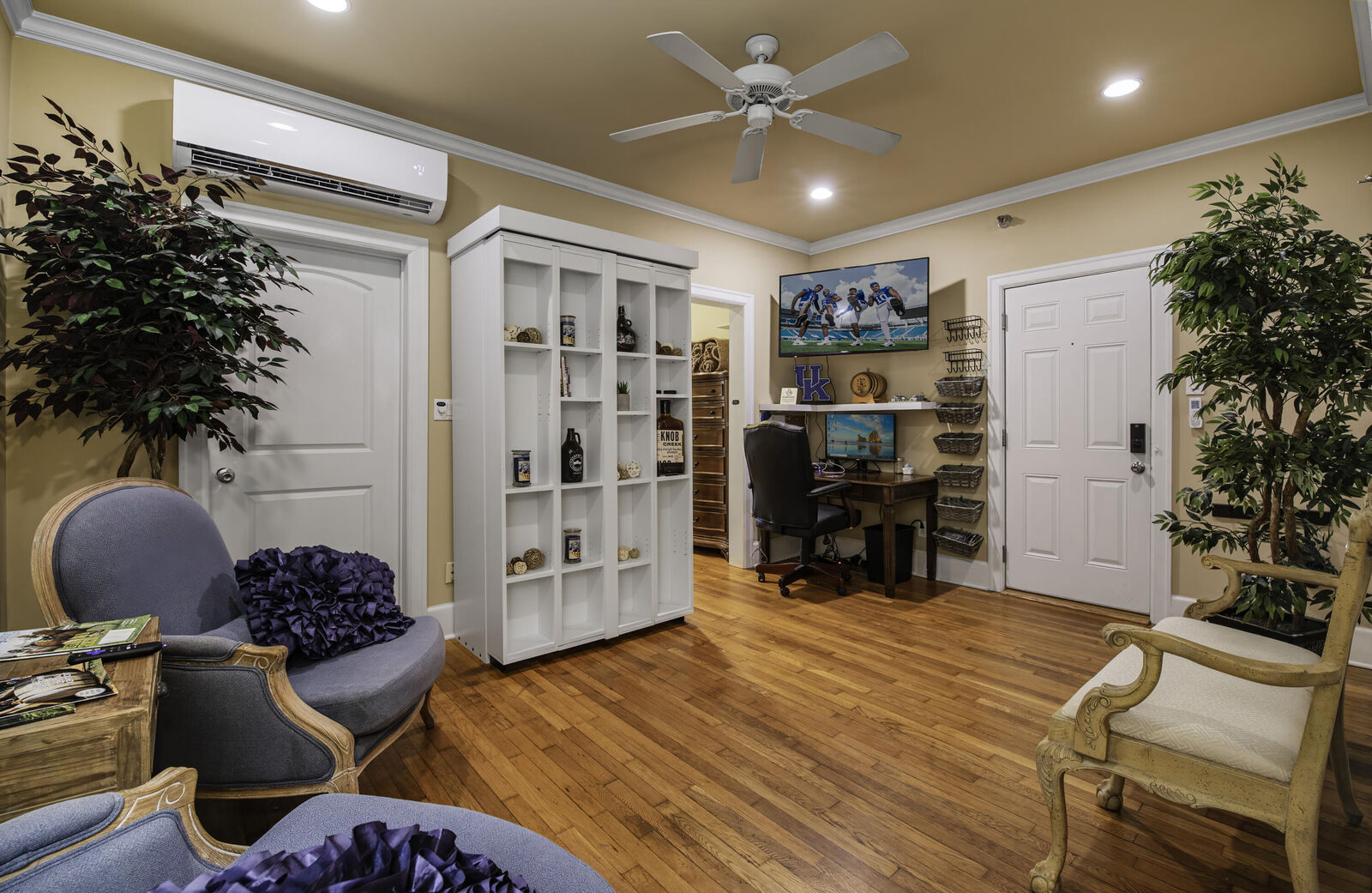 Property Photo: 258 East High Street KY 40507