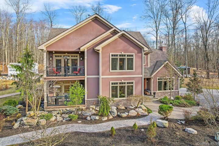 Property Photo: 252 Sinsabaugh Road NY 12566