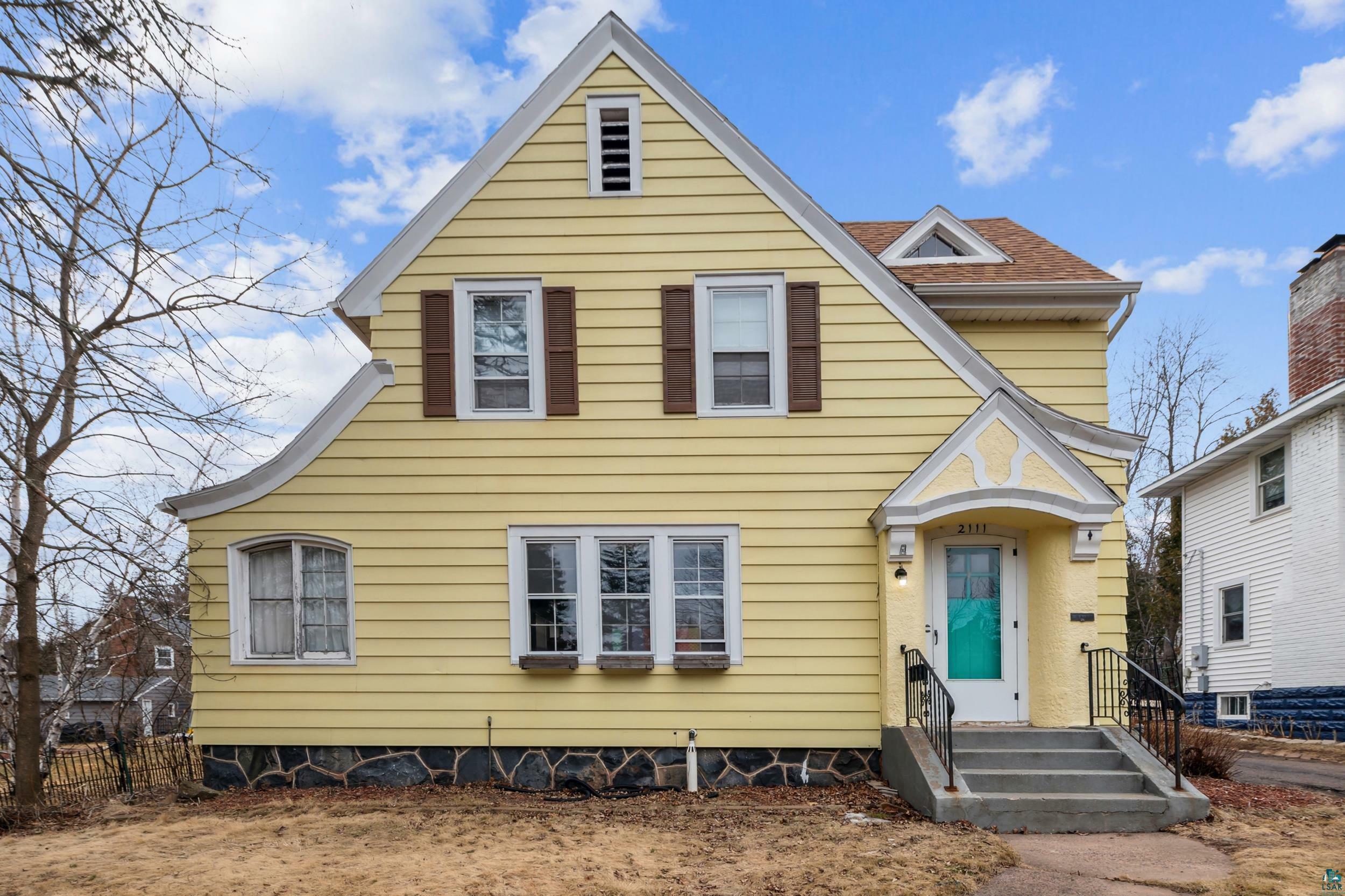 Property Photo: 2111 Lakeview Dr MN 55803