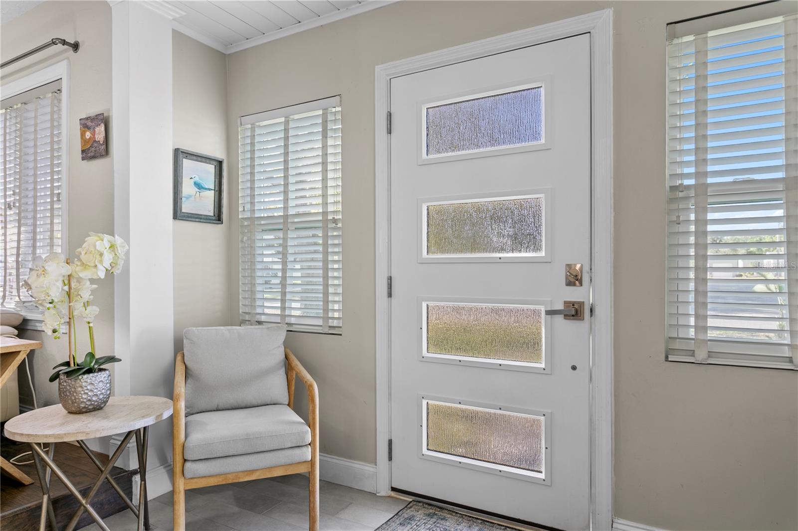 Property Photo: 145 38th Avenue NE FL 33704