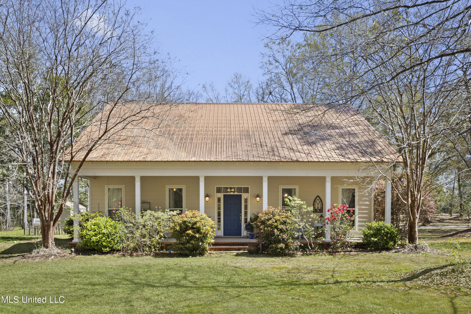 Property Photo: 4809 Ashmore Drive MS 39565
