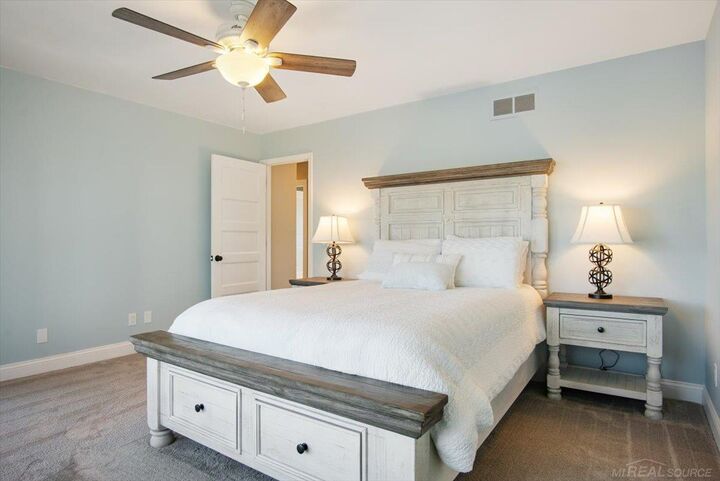 Property Photo:  47 Sheron Street  MI 48362 