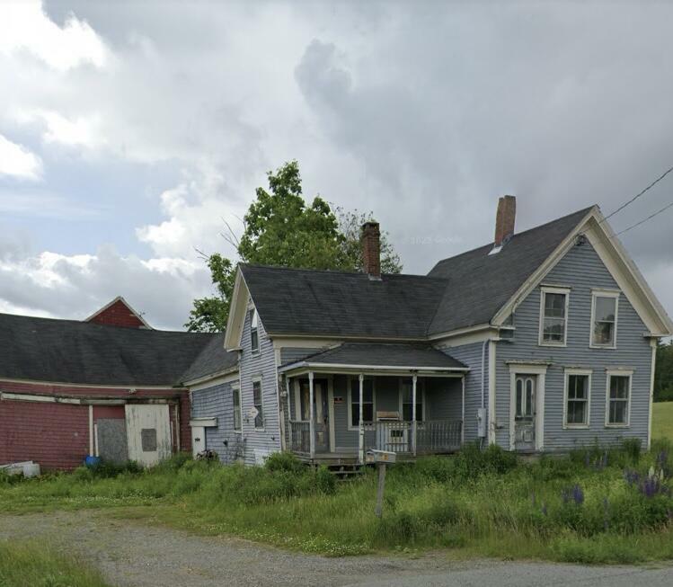 Property Photo: 189 Rockland Road ME 04574