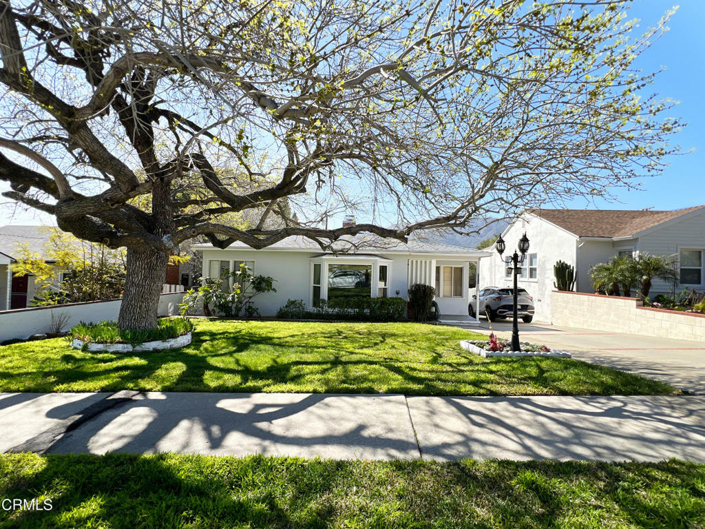 Property Photo: 3404 Mary Ann Street CA 91214