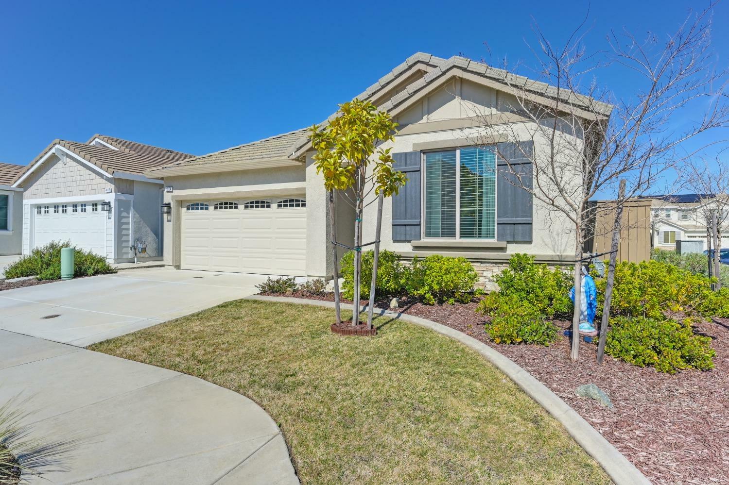 Property Photo: 4104 Gossamer Street CA 95747