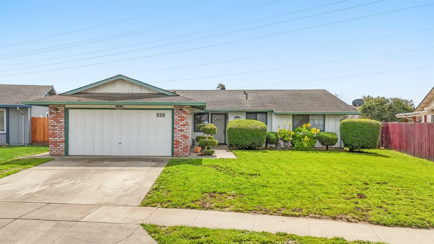 820 Van Ness Court  Salinas CA 93907 photo