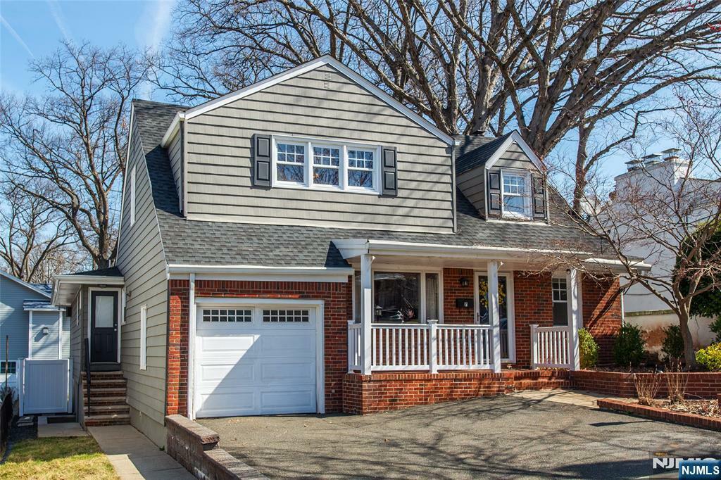 7 Kipp Avenue  Hasbrouck Heights NJ 07604 photo