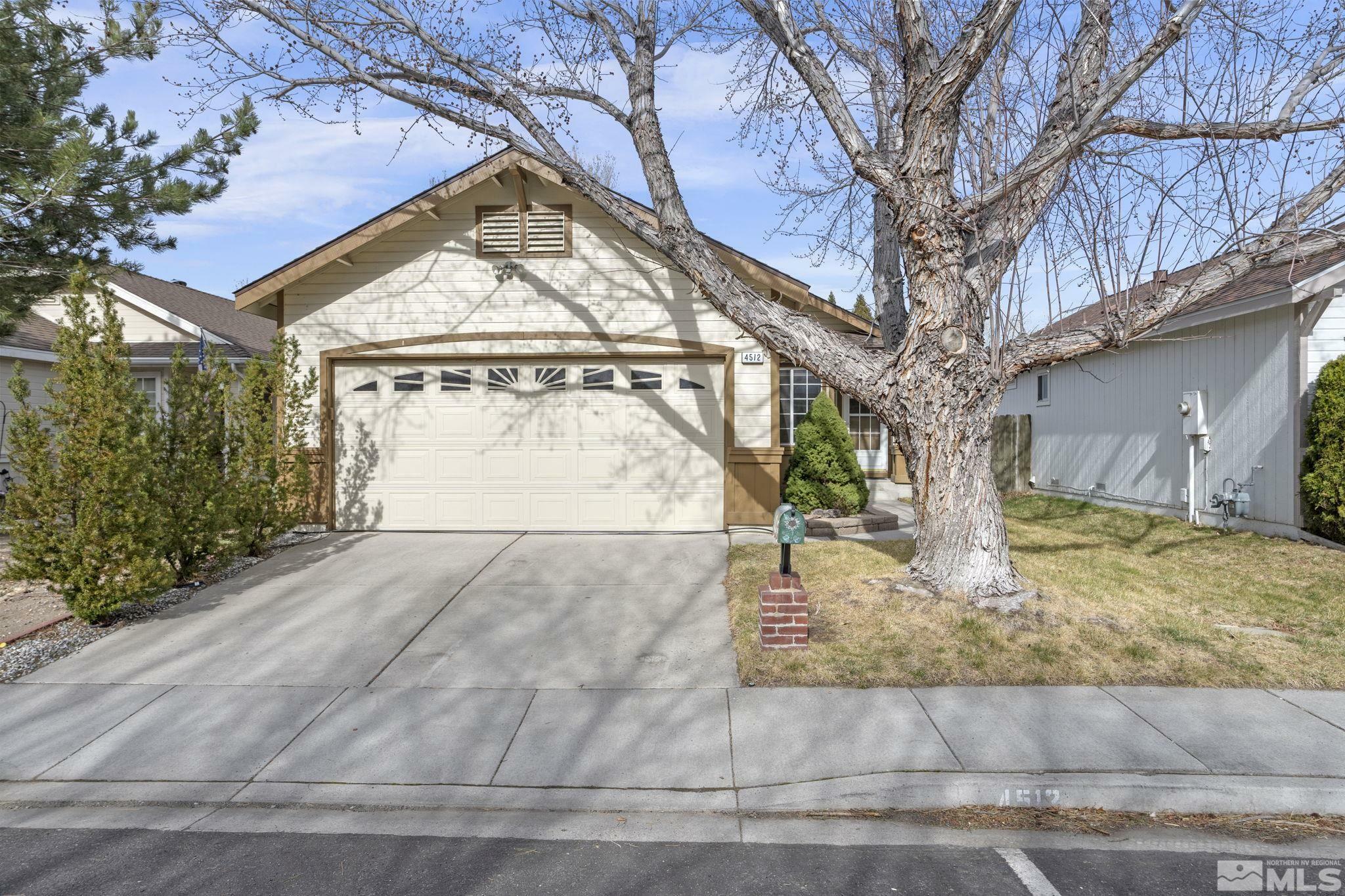 Property Photo: 4512 Creekside Cir NV 89502