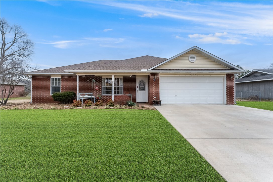 2724 Jessica Place  Fayetteville AR 72701 photo
